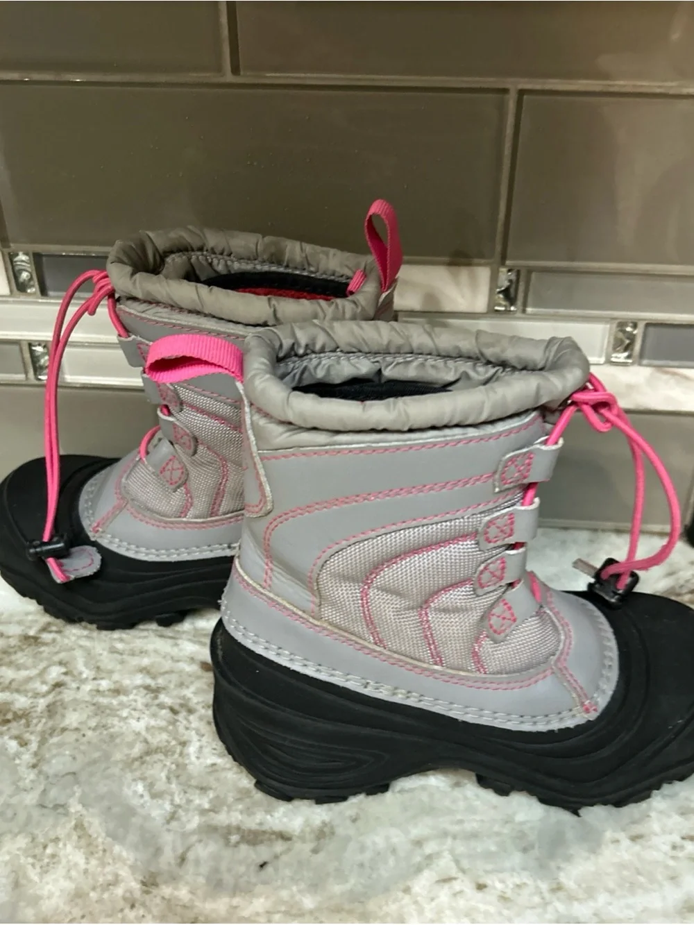 The North Face Girls Sz 12 Snow Alpenglow Winter Boots Removable Lining